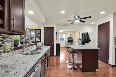 4332 S Rose Ct-6
