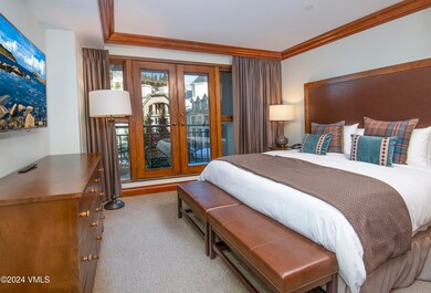 Park Hyatt 52 - guest bed