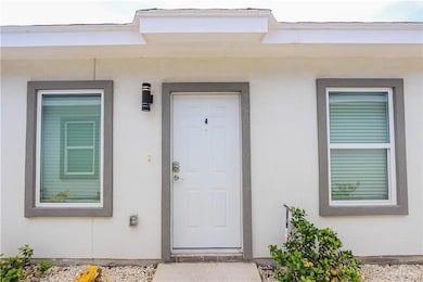 913 W Sunset Valley St, Alton, TX 78573 - photo 4