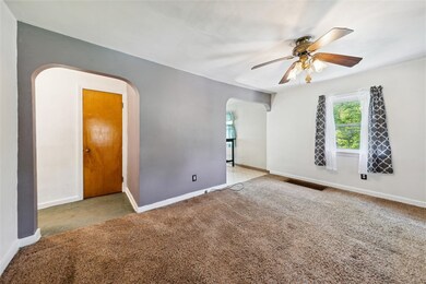 1133 Venetia Rd, Eighty Four, PA 15330 - photo 2
