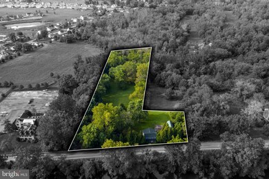 1848 W Schuylkill Rd, Douglassville, PA 19518 - photo 2