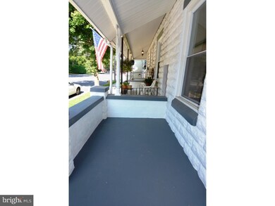 329 Spruce St, West Reading, PA 19611 - photo 3