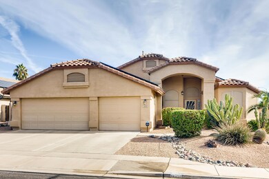 3235 S Opal Cir Mesa AZ 85212-large-003-