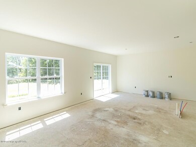 126 Player Court Dr, Drums, PA 18222 - photo 5
