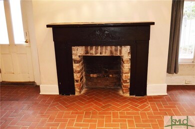 121 W Jones St unit Garden Front, Savannah, GA 31401 - photo 5