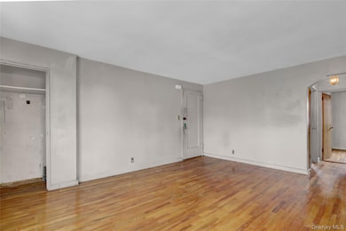37-15 195th St unit 186, Flushing, NY 11358 - photo 5