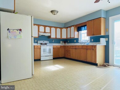 166 Investigate Ln, Hedgesville, WV 25427 - photo 5