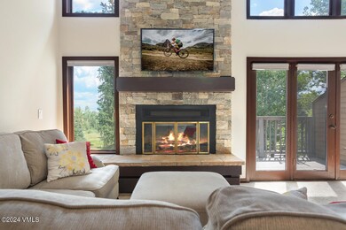 Gas fireplace