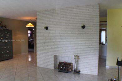 Decorative fireplace