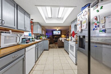 2704 Parkwood Dr, Rogers, AR 72756 - photo 4