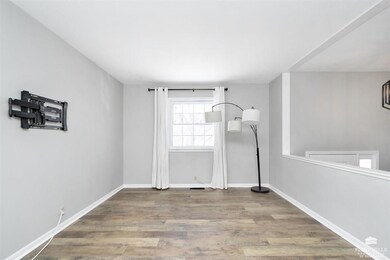 1519 Highland Dr, Manhattan, KS 66503 - photo 7