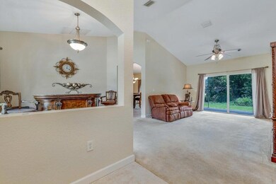 925-SW-Beard-St-Port-St-Lucie_EZP_0162