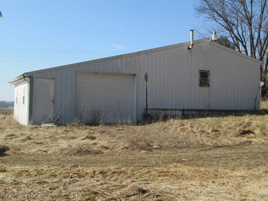 17698 Cedar Rd, Tippecanoe, IN 46570 - photo 4