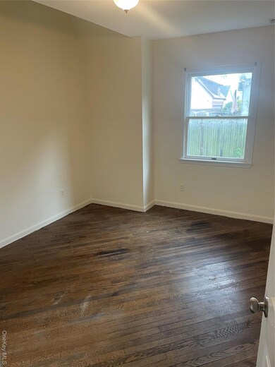 22 Franklin St unit 22D, Franklin Square, NY 11010 - photo 3