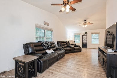 1146 Pheasant Trail, Carol Stream, IL 60188 - photo 6