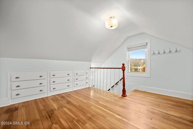 98 Valley Rd unit 4, Cos Cob, CT 06807 - photo 5