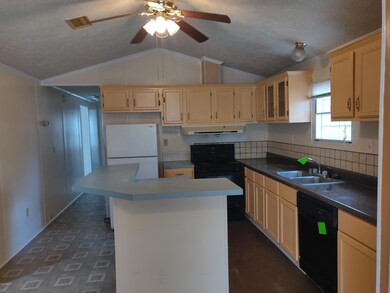 229 Chapel Hill Cir, Macon, GA 31211 - photo 7