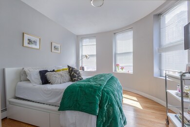 176 North St unit 178, Boston, MA 02113 - photo 7