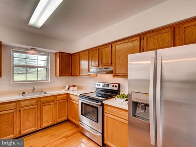 3385 Garrison Cir, Abingdon, MD 21009 - photo 5