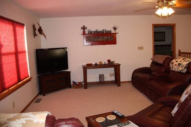 507 Jayhawk Ave, Hugoton, KS 67951 - photo 4