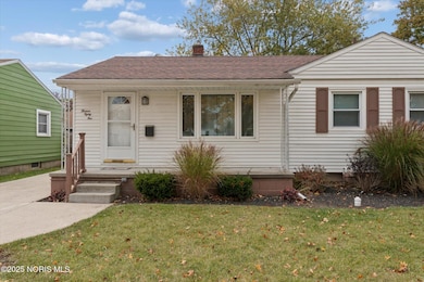 05-1381-Jr-Dr-WindowStill-Photoraphy