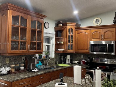 5673 SW 149th Ave, Miami, FL 33193 - photo 5