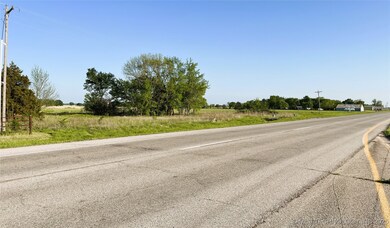From the exit lane of Northbound divided Hwy 69