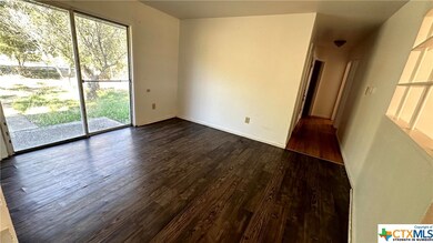 2402 Post Oak Ave, Copperas Cove, TX 76522 - photo 5