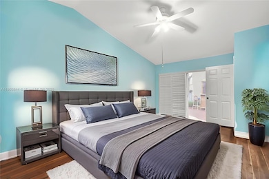 1046 Satinleaf St, Hollywood, FL 33019 - photo 6