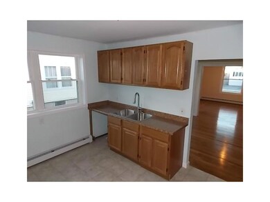 Kitchen. new cabinets in kitchen