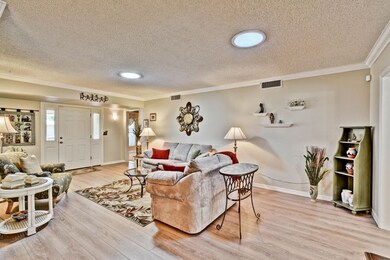 10135 W Denham Dr, Sun City, AZ 85351 - photo 5