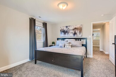 3633 Greenvale Rd, Baltimore, MD 21229 - photo 5