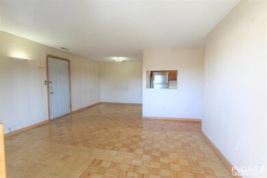 4812 Ravens Crest Dr, Plainsboro, NJ 08536 - photo 4