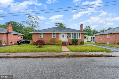 705 Clover Ave, Essex, MD 21221 - photo 2