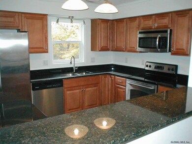 154 Droms Rd, Schenectady, NY 12302 - photo 4