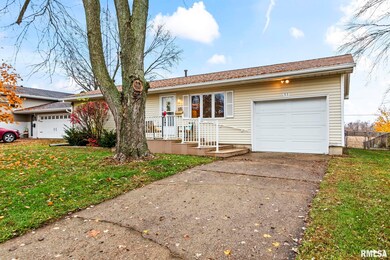 55 Buckingham Rd unit 1, Chatham, IL 62629 - photo 2