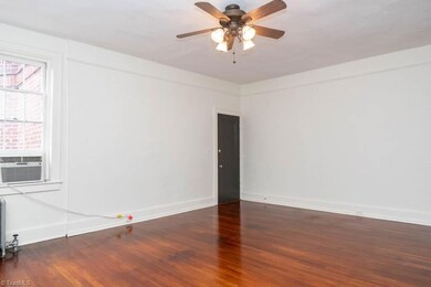 828 N Elm St unit B6, Greensboro, NC 27401 - photo 5