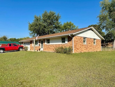 1657 Scenic Dr, Dayton, OH 45414 - photo 3