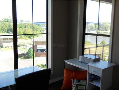 Second bedroom  - great for guests or could make a