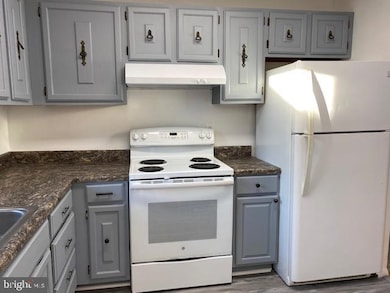 15116 Laurel Oaks Ln, Laurel, MD 20707 - photo 3