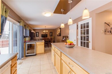 7212 Lenmart Dr, North Tonawanda, NY 14120 - photo 6