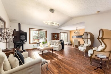 550 Waring Way, Columbus, OH 43213 - photo 3