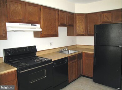 1203 Portabello Ct, Oxon Hill, MD 20745 - photo 5