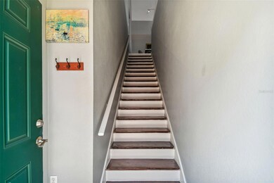 10462 White Lake Ct, Tampa, FL 33626 - photo 2