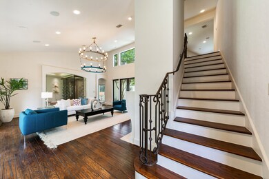 1212 Gray Moss Ln, Houston, TX 77055 - photo 4