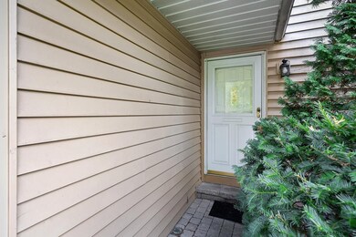 84 Velina Dr unit Westmere, Albany, NY 12203 - photo 3