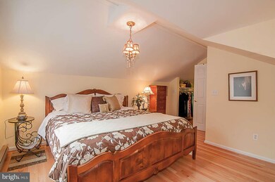 10 Overhill Rd, Baltimore, MD 21210 - photo 4