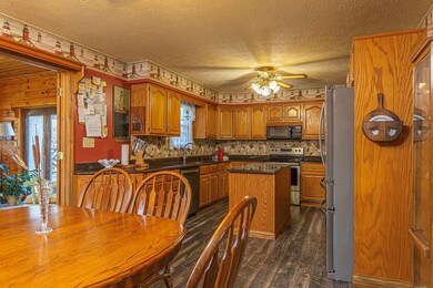 180 Deborah Ln, Whiteland, IN 46184 - photo 6