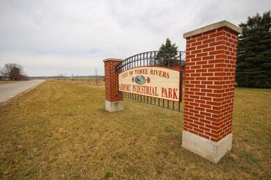 0 Hov Aire Dr unit 5.58 Acres 25035143, Three Rivers, MI 49093 - photo 2