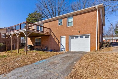 WE WILL UPLOAD ADDITIONAL PHOTOS SHORTLY. THANK YOU~